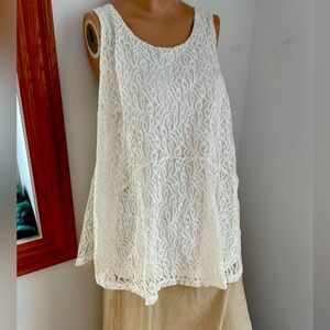 NWT 24-26โ PTP 1X lace Pennington sleeveless blouse top